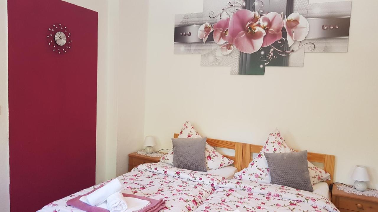 Gasthaus Alter Bahnhof Hotel Metzdorf ภายนอก รูปภาพ
