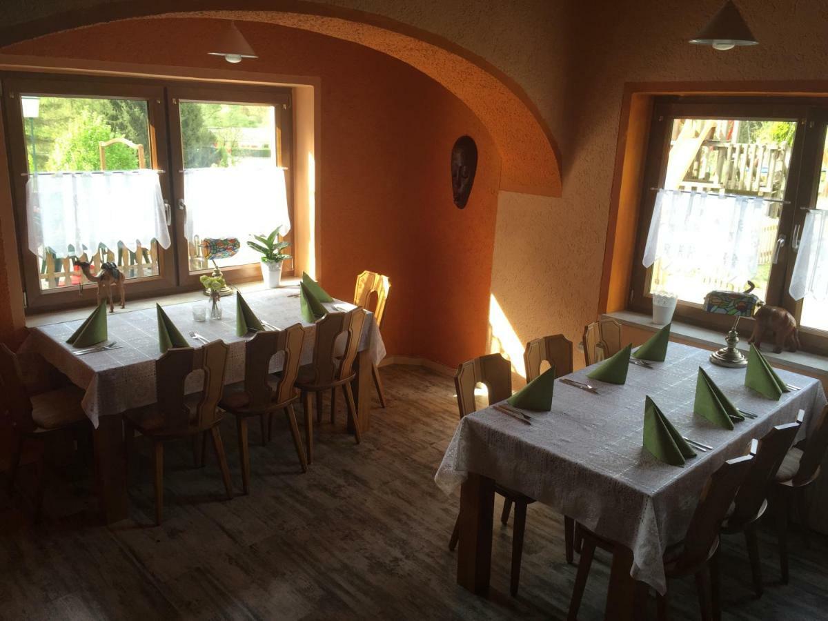 Gasthaus Alter Bahnhof Hotel Metzdorf ภายนอก รูปภาพ